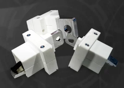 E-CON smart: an efficient and safe solution for tapping energy from main busbars. Cost-effective, easily integratable, and based on E-CON s.i. & E-CON modular technology.