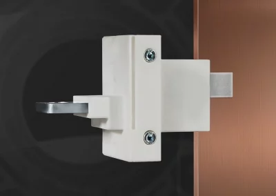 E-CON smart: an efficient and safe solution for tapping energy from main busbars. Cost-effective, easily integratable, and based on E-CON s.i. & E-CON modular technology.